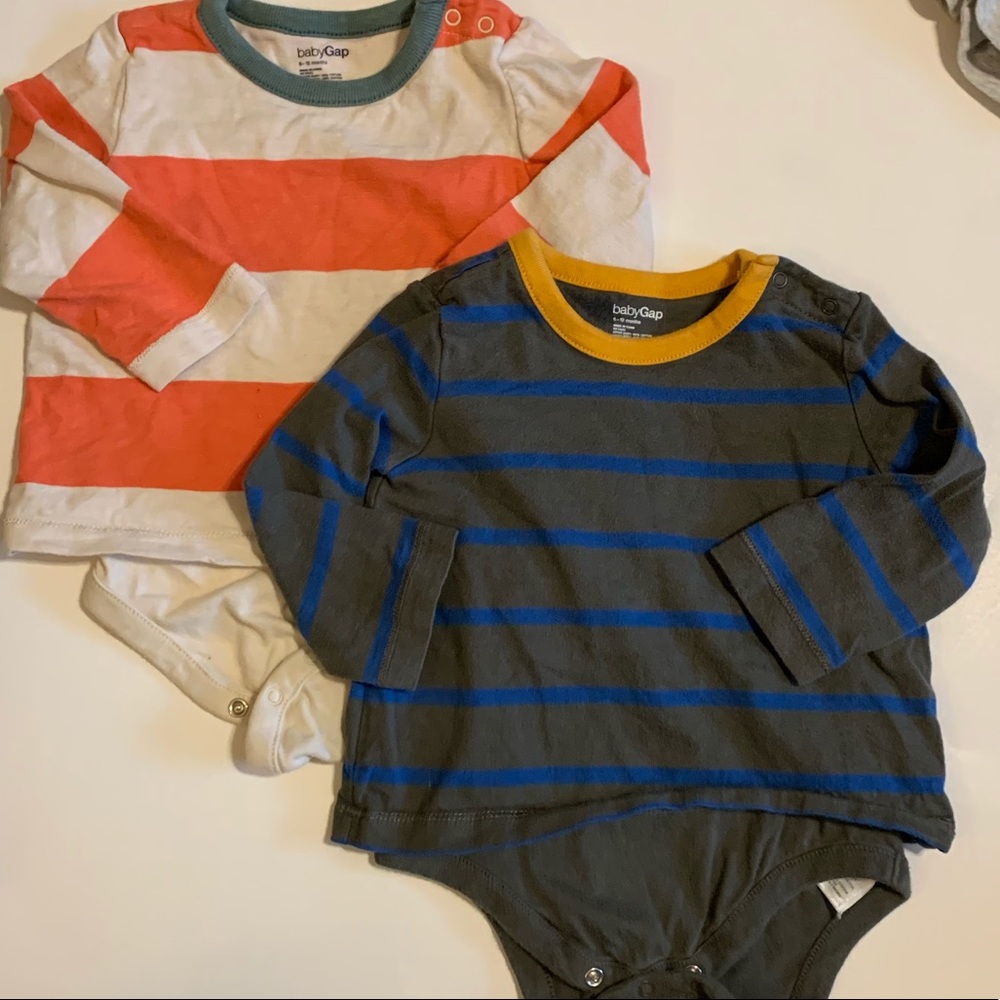 Gap 6-12 Month T-shirt Onesie Bundle